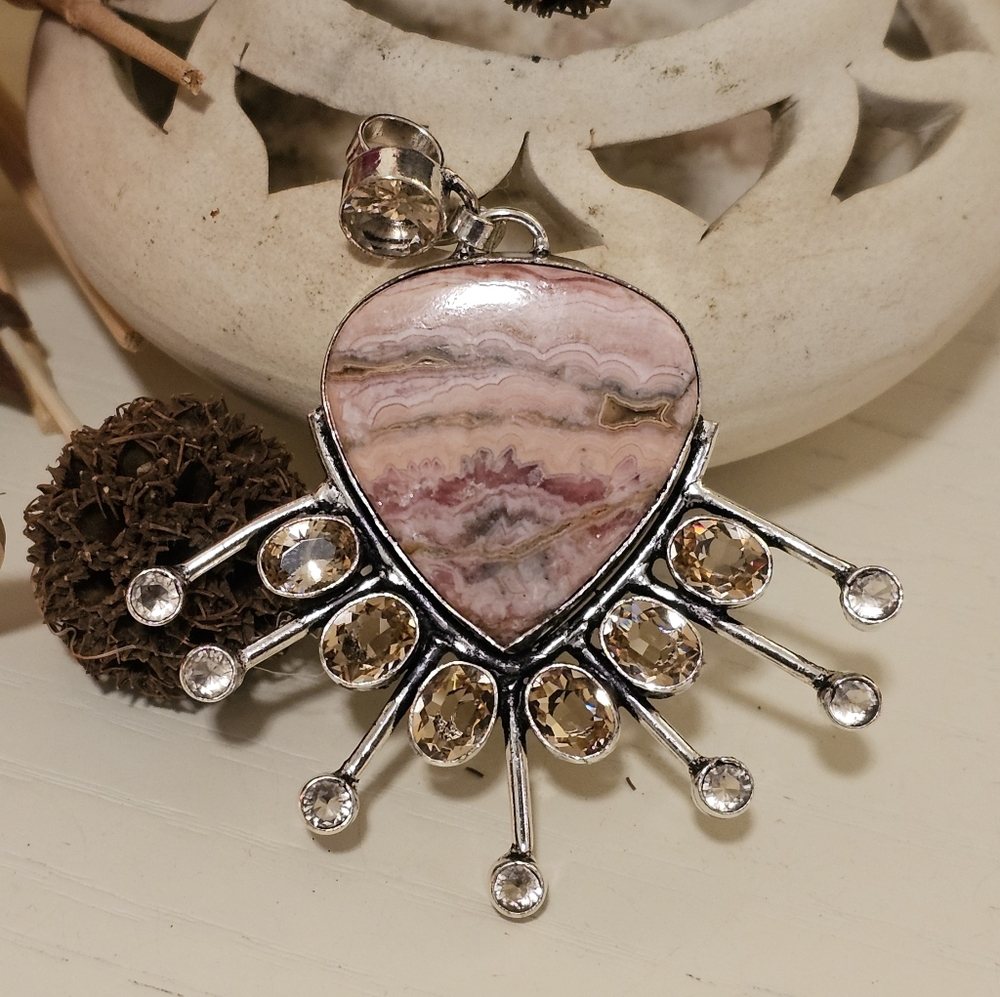 Rhodochrosite / Morganite Pendant - feelings of compassion